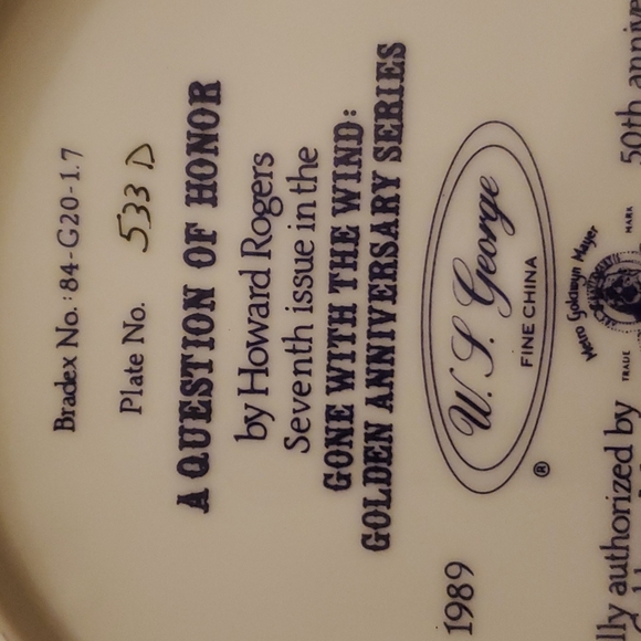 Collectable Ceramic Plate - Picture 3 of 4